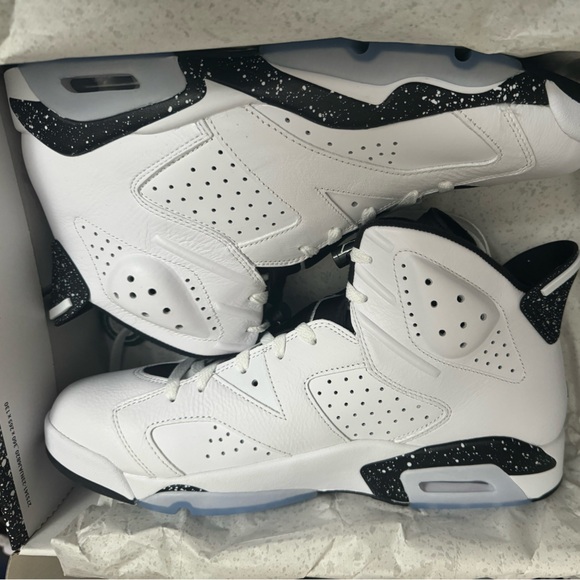 Men’s Air Jordan 6 Retro “Reverse Oreo” NIB - Picture 1 of 10